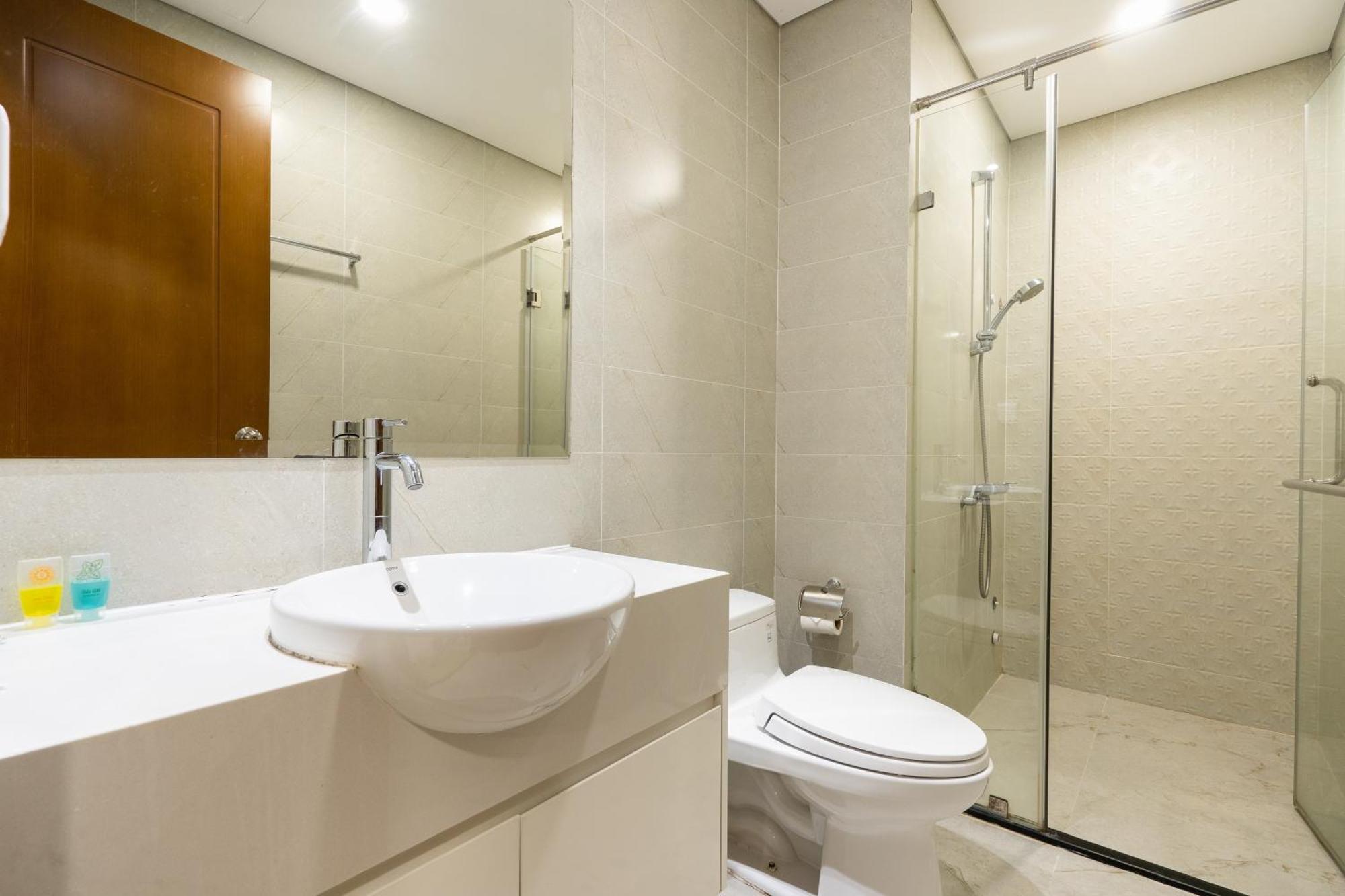 Vinhomes Central Park - Serviced Apartments Rental Ltd โฮจิมินห์ซิตี้ ภายนอก รูปภาพ