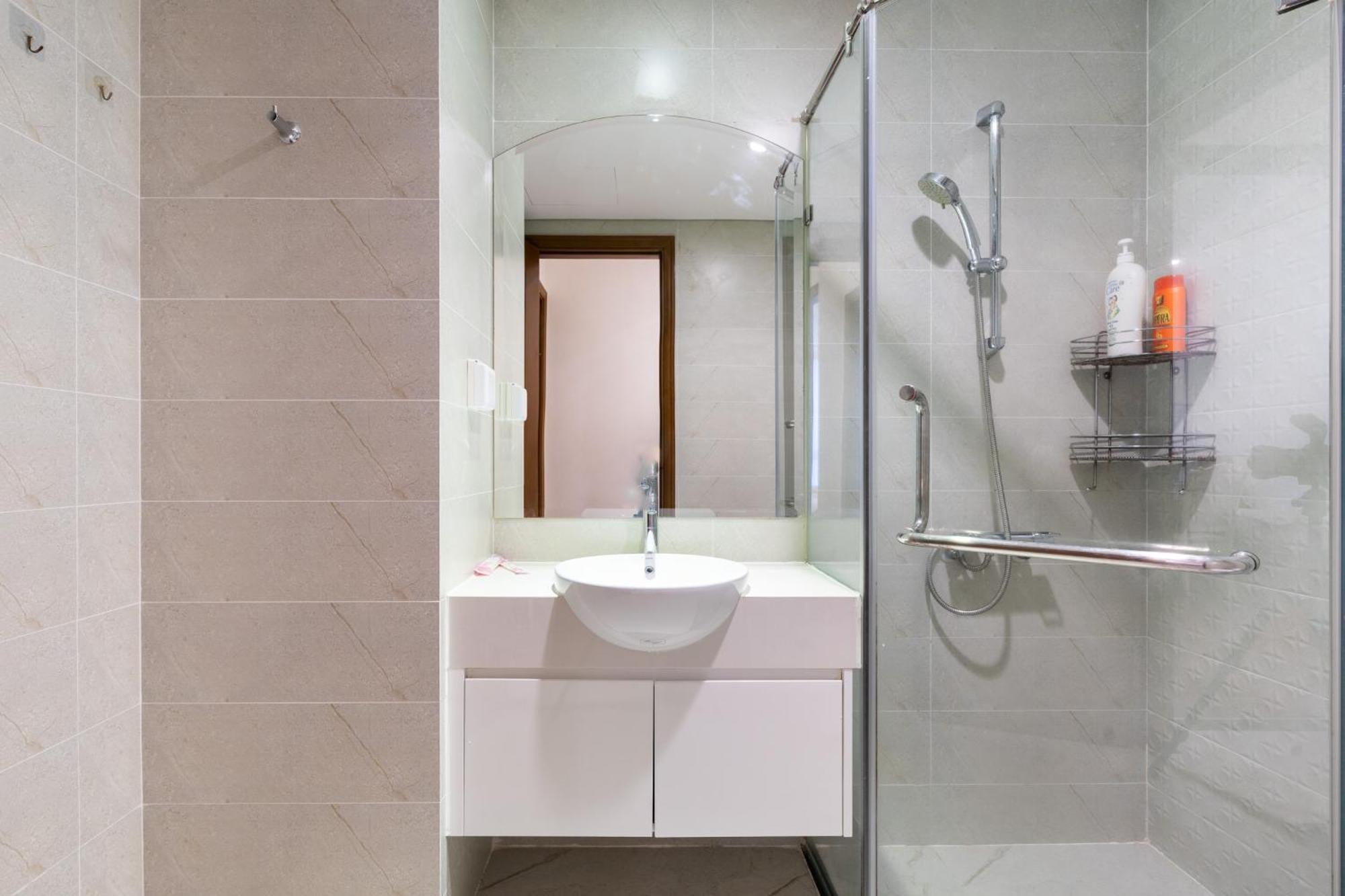 Vinhomes Central Park - Serviced Apartments Rental Ltd โฮจิมินห์ซิตี้ ภายนอก รูปภาพ